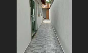 Imagem 4: Casa geminada com piscina na cidade de Itanhaém-SP (Litoral sul