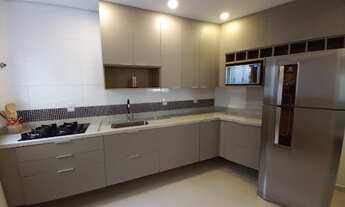 Imagem: Casa em cond linda semi nova com armários