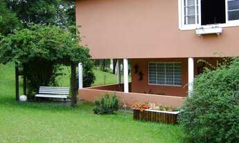 Imagem 3: Linda chácara com 5.000 m² à 10 minutos de Guararema