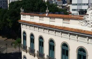 Imagem 2: 2 quartos Centro 72m²