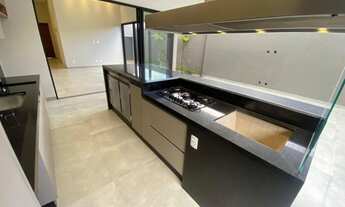 Imagem 7: Casa de condomínio para venda com 255 metros quadrados com 3 quartos