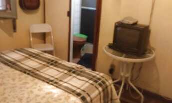 Imagem 3: Quarto suíte Quarto com aluguel por R$1.300 /mês