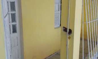 Imagem 3: Casa pra alugar em Jaguaribe na rua do terminal de ônibus