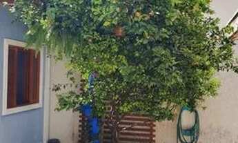 Imagem 3: Sobrado para venda possui 245 metros quadrados com 3 quartos