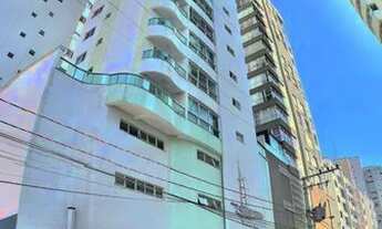 Imagem: 03 Suites, 01 por andar, 02 vagas, lazer