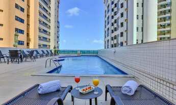 Imagem 2: Apartamento mobiliado e reformado na Avenida Boa Viagem disponível para venda