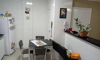 Imagem 4: Apartamento lateral de 2 dorms com garagem fechada em santos ( Embaré ) próx ao canal 5