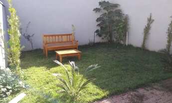 Imagem 5: Casa 3 dormitórios , alto padrão , com quintal e jardim no Parque das Grevíleas !