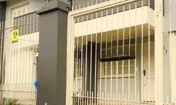 Imagem 2: Sobrado triplex semi mobiliado com terraço e quintal