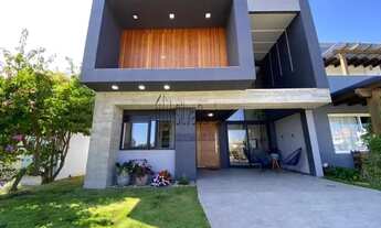 Imagem: Sobrado com 04 suítes, em condomínio fechado