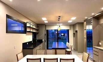 Imagem 4: Casa e Sobrado em Condomínio de 4 dormitórios à Venda - Xangri-lá