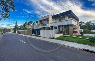 Imagem 2: Praia dos Passarinhos / Casa Duplex / 4 quartos sendo 3 suítes