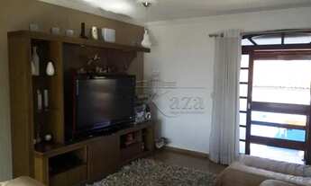 Imagem: Casa Sobrado em São José dos Campos
