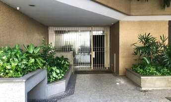 Imagem 2: Apartamento para aluguel e venda possui 81 metros quadrados com 2 quartos