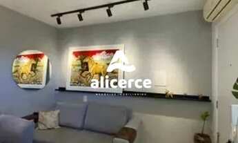 Imagem 4: Exceente apartamento reformado no Abraão de dois dormitórios - Com móveis planejados