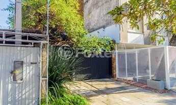 Imagem 2: Sobrado para venda tem 240 metros quadrados com 2 quartos em Menino Deus - Porto Alegre