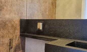 Imagem 6: Casa de condomínio térrea para venda possui 230 metros quadrados com 3 quartos