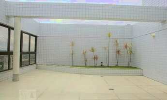 Imagem 4: Excelente apartamento na Estrada das Ubaiás, no bairro de Casa Forte