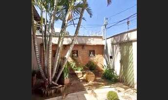 Imagem 6: Casa para venda tem 220 metros quadrados com 3 quartos em Vila Rosa - Goiânia - GO