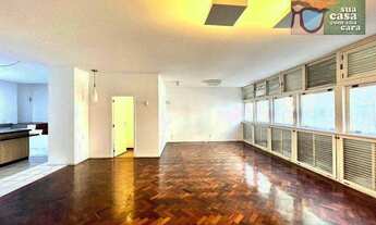 Imagem 3: EXcelente apartamento na quadra da praia, rua maravilhosa de Copacabana, 180m2!