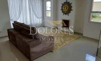 Imagem 2: Belíssimo sobrado com 3 suítes uma delas com closet e hidro