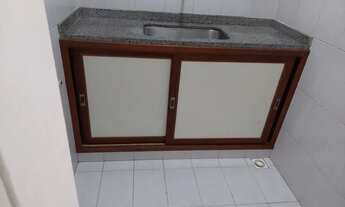 Imagem 7: Apto Centro, reformado, amplo, Rua 16 de março, excelente preço - Petrópolis - RJ