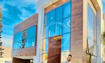 Imagem 2: Oportunidade x Custo Benefício, 04 Suítes, 03 com closet e hidro + piscina, Condomínio Alp