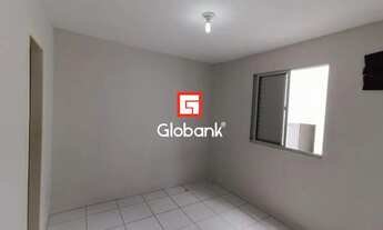 Imagem 6: Apartamento em Montes Claros, no bairro Ibituruna, à venda