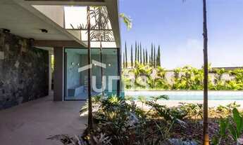 Imagem 6: Casa Semi-Térrea com Elevador no Jardins Munique