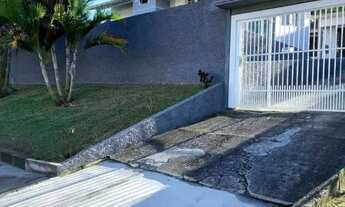 Imagem: LINDA CASA COM AMPLO TERRENO E ÁREA GOURMET