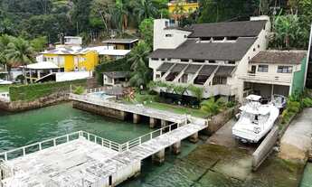 Imagem 3: Casa costeira com praia de 8 suítes, em Angra dos Reis-RJ