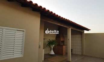 Imagem 2: Casa disponível para venda no bairro Santa Mônica em Uberlândia MG