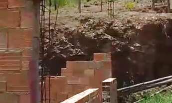 Imagem 3: Vendo ou Troco Esse Lote Meneses