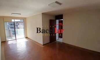 Imagem 2: Freguesia como você sempre sonhou! Reformado, com varanda, vista panorâmica e infra total