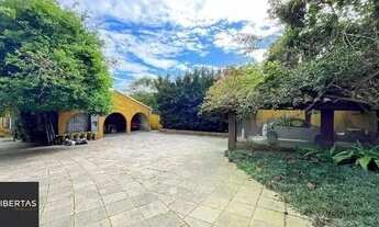 Imagem 5: Casa em Porto Alegre, no bairro Pedra Redonda, com 7 dormitório(s), e 7 banheiro