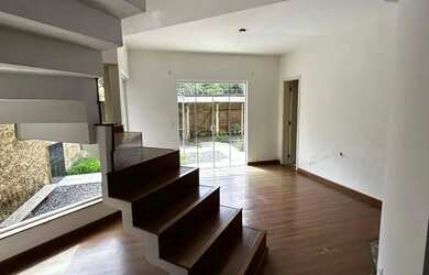 Imagem 2: Imóvel para venda possui 170 metros quadrados com 3 quartos em Cachoeira - Curitiba - PR