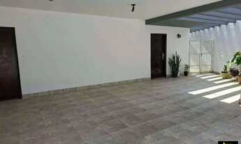 Imagem 3: Casa com 3 Quarto(s) e 4 banheiro(s) para Alugar, 289 m² por R$ 8500 / Mês