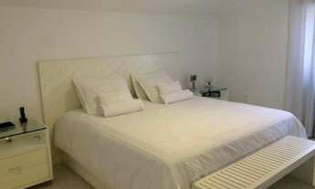 Imagem 6: Casa residencial 3 Alphaville Triplex