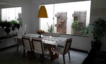 Imagem 6: Vendo excelente casa na rua das Quaresmeiras com 04 quartos, sendo 02 suítes