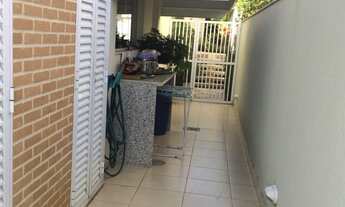 Imagem 6: Casa de condomínio para aluguel tem 300 metros quadrados com 3 quartos