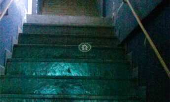 Imagem 7: Amplo Prédio Comercial. C/ 1 loja térrea e duas salas altas