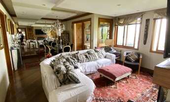 Imagem 2: Apartamento para venda tem 132 metros quadrados com 3 quartos em Auxiliadora - Porto Alegr