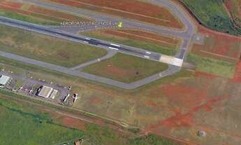 Imagem 4: Área Comercial de 23.723,00 m2 ás margens da BR 153 póxima ao Aeroporto