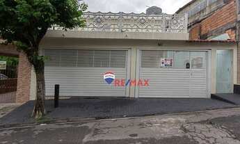 Imagem 2: Rua Prof. Benedito Antônio, 75 - Sobrado com mais 2 casas nos fundos, 3 vagas de garagem à