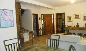 Imagem 7: Sobrado para venda possui 245 metros quadrados com 4 quartos em Cidade Universitária - Cam