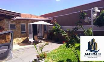 Imagem: Casa com 3 dormitórios - Jardim Adelaide