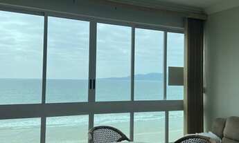 Imagem 2: Apartamento Frente Mar para Temporada na Meia Praia, Itapema - SC