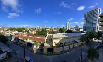 Imagem 5: Apartamento para venda possui 80 metros quadrados com 2 quartos em Campo Grande - Recife