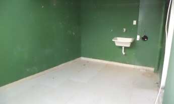 Imagem 4: Vilage com 2/4 no centro de Lauro de Freitas