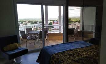 Imagem 2: Aluguel de Apto semimobiliado, 3 suítes, 2 garagens, 9*andar